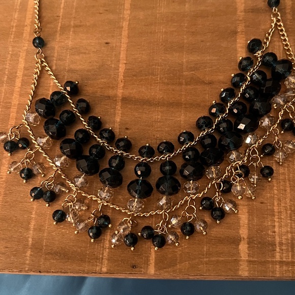 3/$18 Chico’s Elegant Blue and Gold Beaded Necklace Lot 2047 - Picture 2 of 7